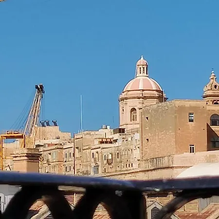 Deck 3 Savynomad Harbour Residences Wow Views Apartment *