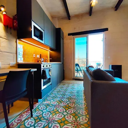 Deck 3 Savynomad Harbour Residences Wow Views شقة