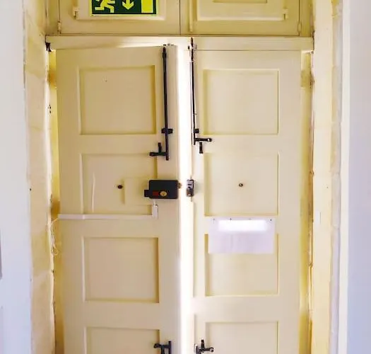 Deck 3 Savynomad Harbour Residences Wow Views Cospicua