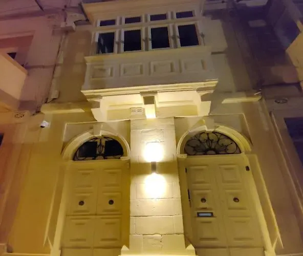 Deck 3 Savynomad Harbour Residences Wow Views * Cospicua